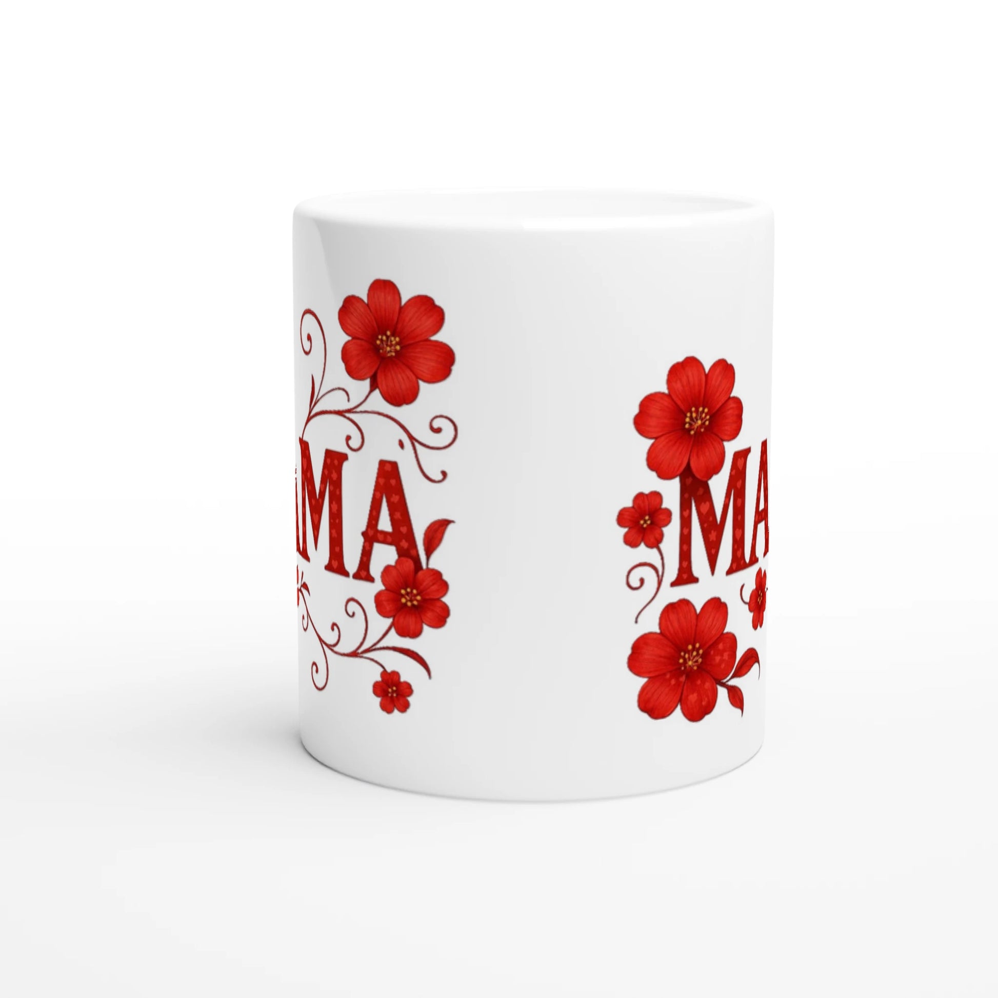 Weiße Keramiktasse mit Schriftzug Mama und rotem Blumenmotiv
