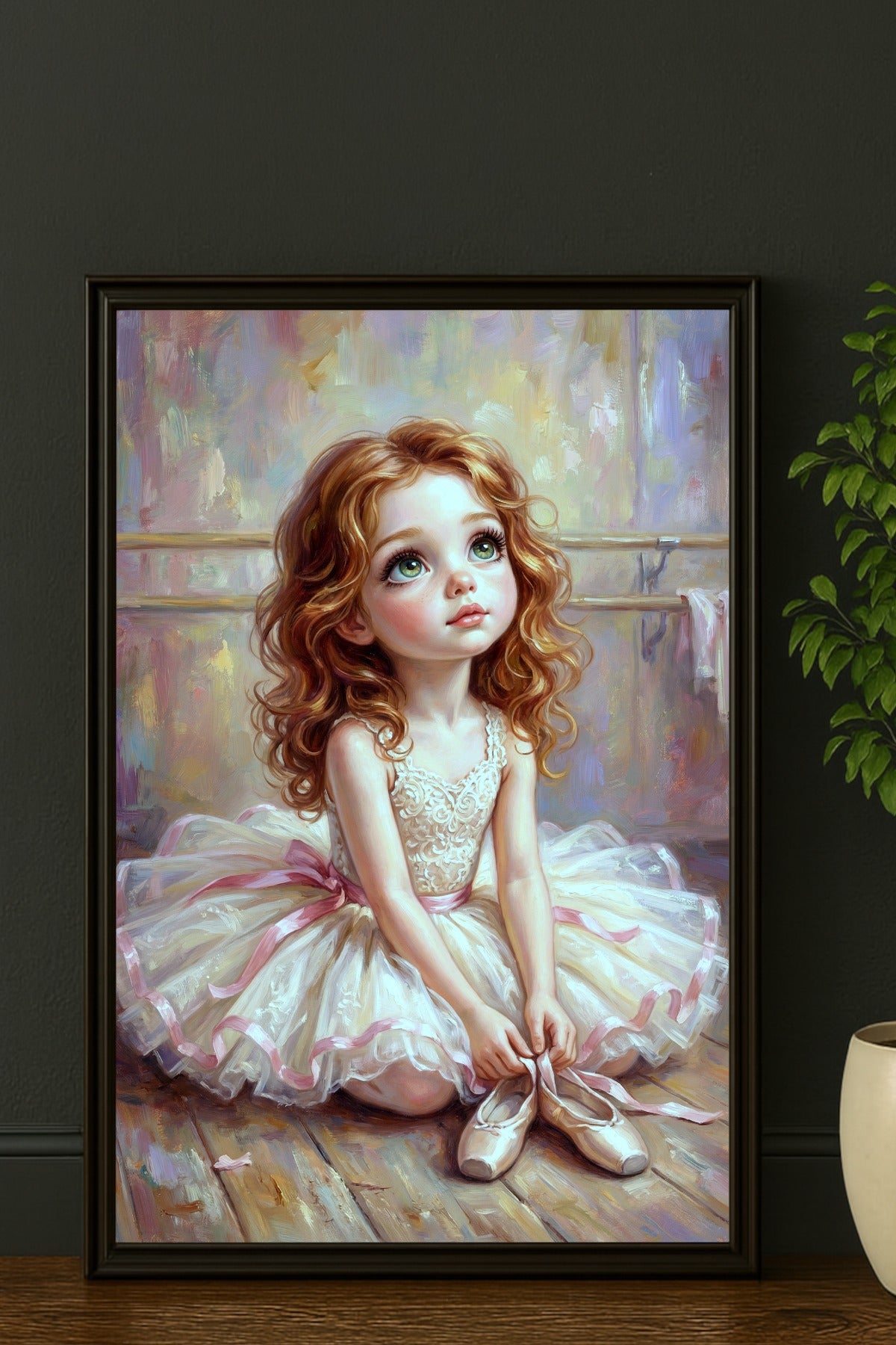 Ballerina Poster für Kinderzimmer: Mädchen im Tutu hält Ballettschuhe in den Händen, zarte Vintage-Pastellfarben.