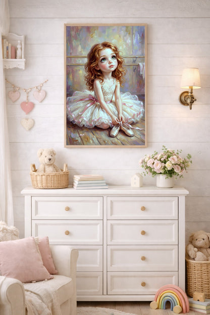 Romantisches Ballerina Poster für Kinderzimmer mit sitzendem Mädchen im Tutu und Ballettschuhen in zarten Pastellfarben.