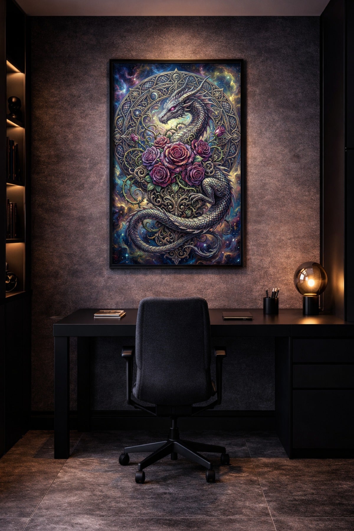 Drachenposter mit silbrigem Drachen, violetten Rosen und kosmischer Farbwelt in Blau, Gold und Violett als stilvolle Wanddeko. Gaming Room Poster