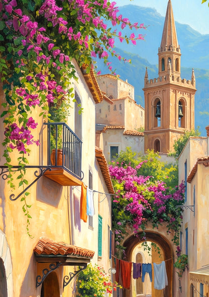 Digitales Poster einer mediterranen Altstadtgasse mit Bougainvillea, sandfarbenen Häusern, Pflanzentöpfen, Kirchturm und Bergen in der Ferne. Detailsansicht.