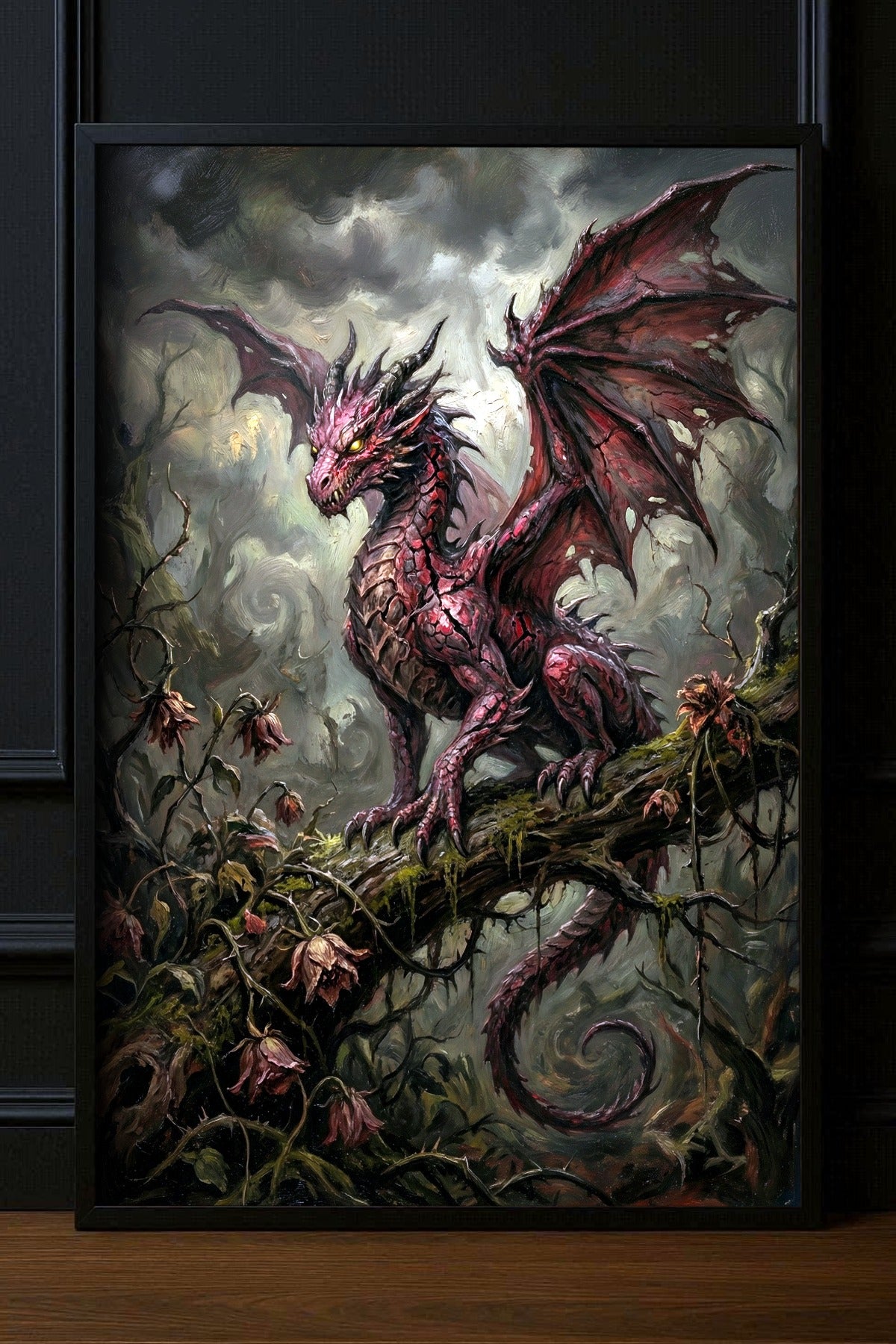 Roter Drache auf moosigem Ast im düsteren Wald, gemalt im Gothic-Fantasy-Stil mit dunklen Farben und verwelkten Blüten.